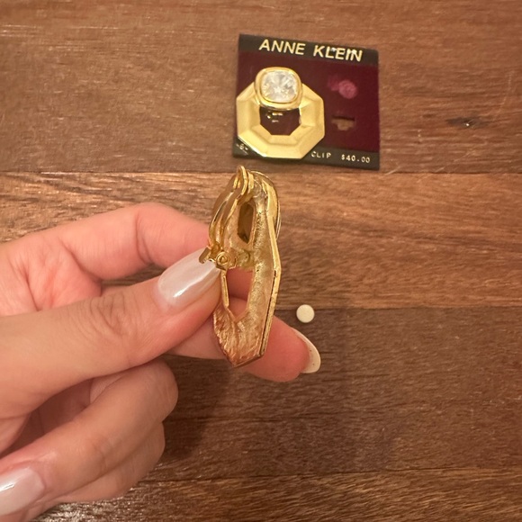 Anne Klein Vintage Crystal Clip On Earrings Geometric Square Gold Tone Y2K Glam - Picture 8 of 9